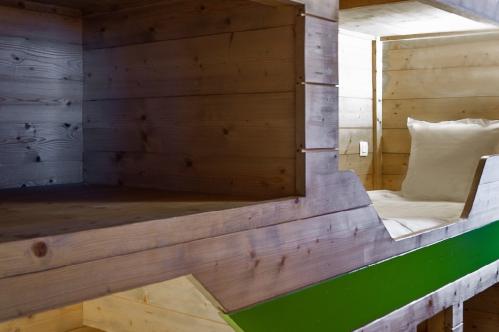 Bunk-beds in family suite XL + children Hotel Ormelune Val d'Isere; Copyright: Gilles TRILLARD